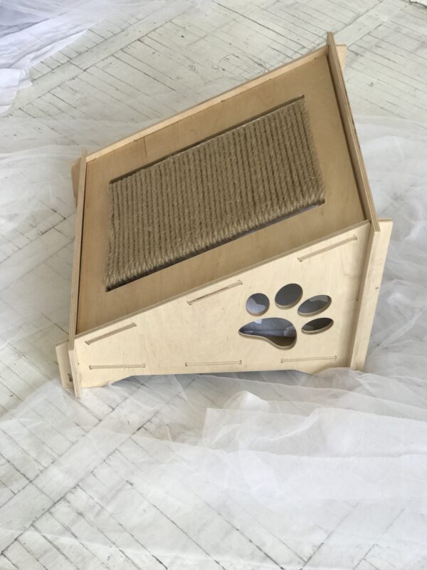 Angled Scratcher - Image 7