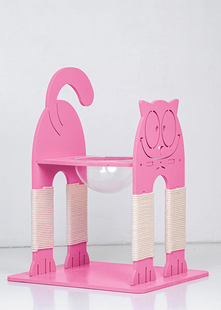 Scratcher: Cat With Semisphere