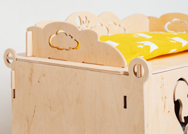 Maternity Box with Sleeper - Image 9