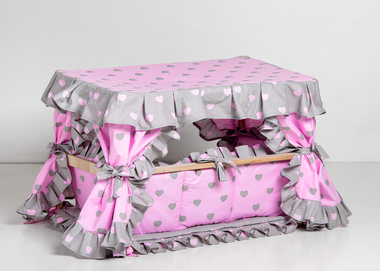 Textile Bed