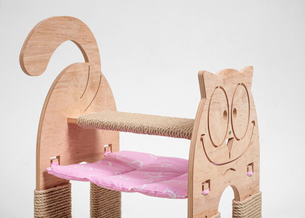 Scratcher: Cat With Hammock - Image 2