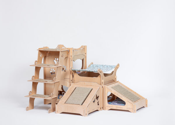 Modular Complex 9